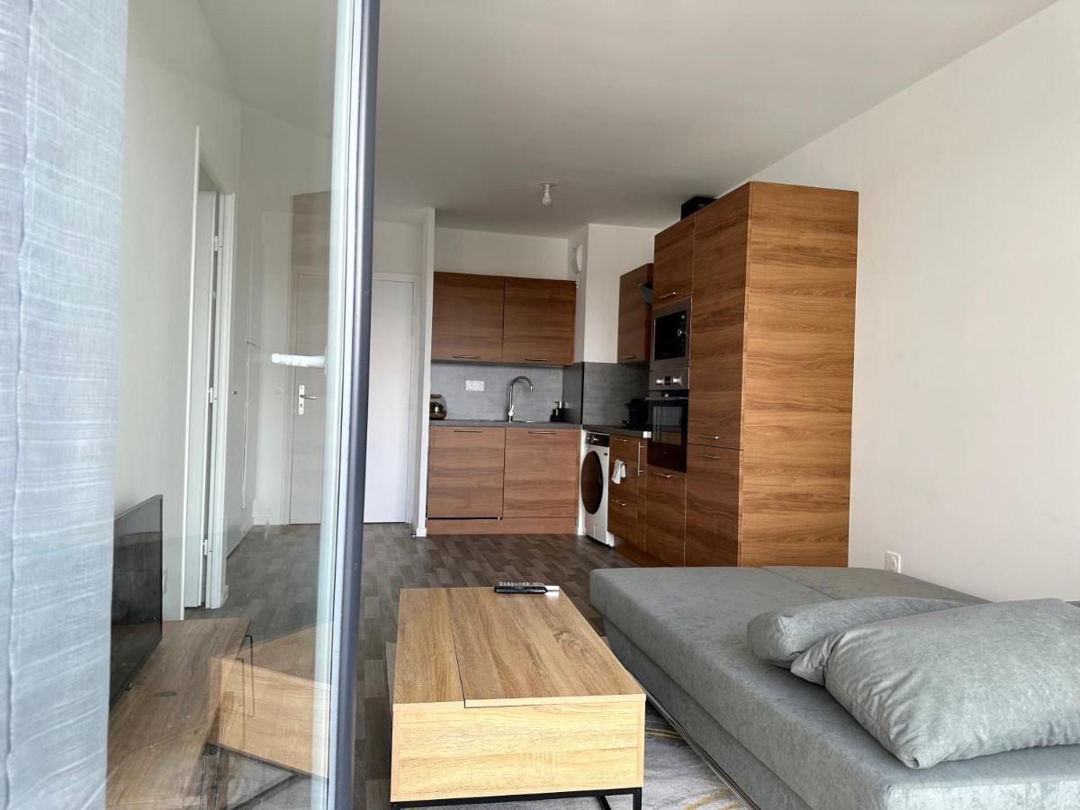 Agreable 2 Pieces Avec Balcon Et Parking Transports By Immo Kit Bnb Sarcelles Εξωτερικό φωτογραφία